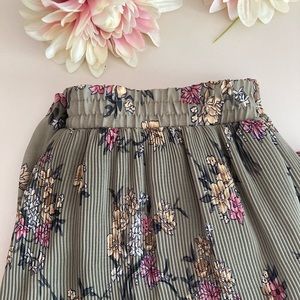 🔥XL Floral Skirt